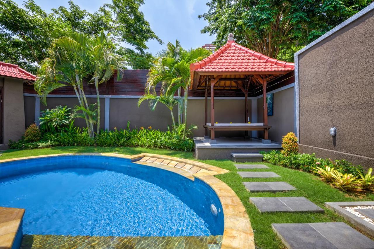 Gracia Bali Villas & Apartment Managed By Manara Семиняк Екстериор снимка
