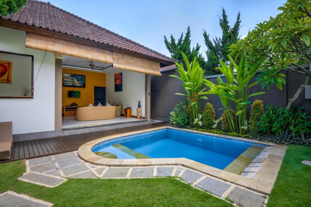 Gracia Bali Villas & Apartment Managed By Manara Семиняк Екстериор снимка